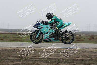 media/Nov-30-2025-TrackDaz (Sun) [[d8b22663df]]/B Group/Session 5 (Wheelie Bump)/